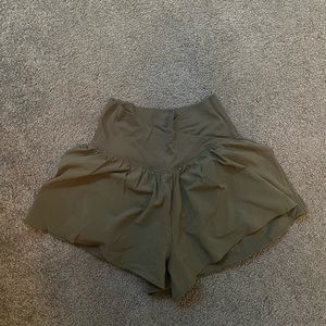 Green Aerie Shorts Size Small